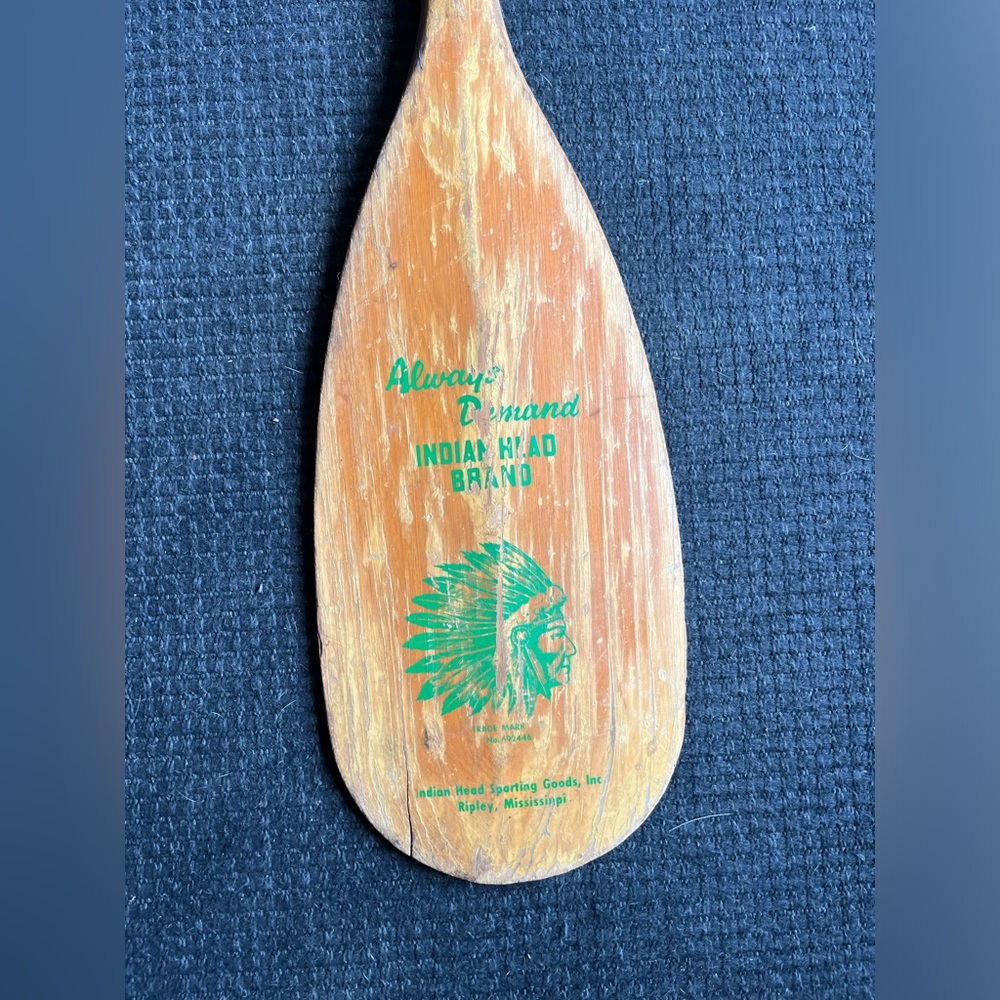 Indian Head Brand canoe paddle- VINTAGE